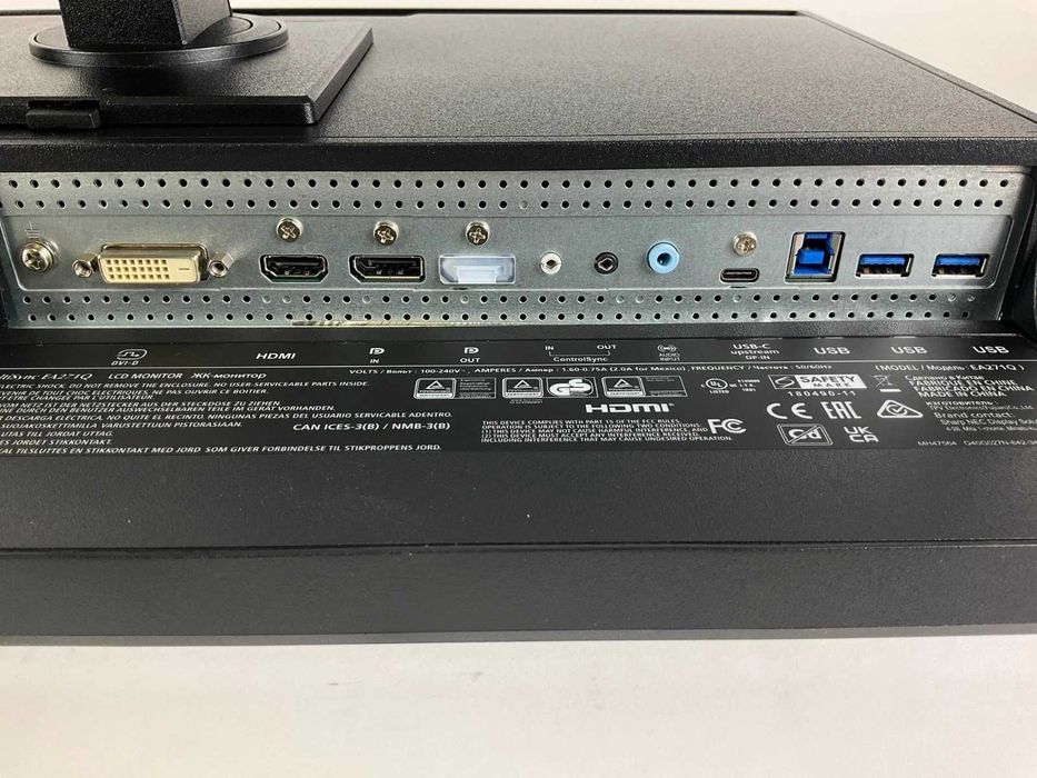 Монитор 27" MultiSync EA271Q черный