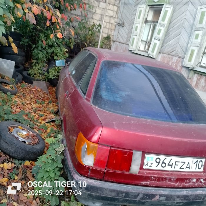 Audi 80, 1988гв, ДВС 1'8