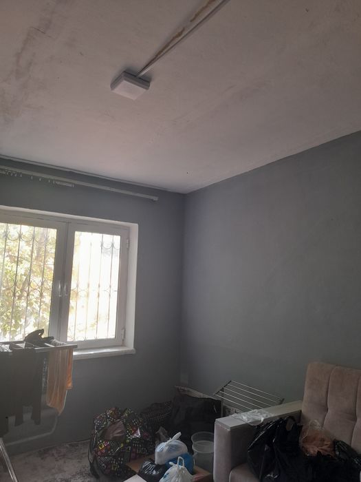 Срочно Продается!1 ком кв.бившее общежитье.Чирчик.