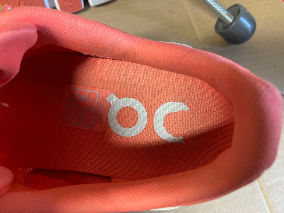 ''On Cloud''оригинални маратонки 37 номер