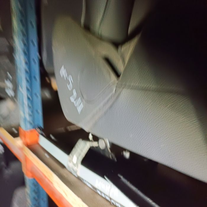 Салони за Автомобили разпродавам