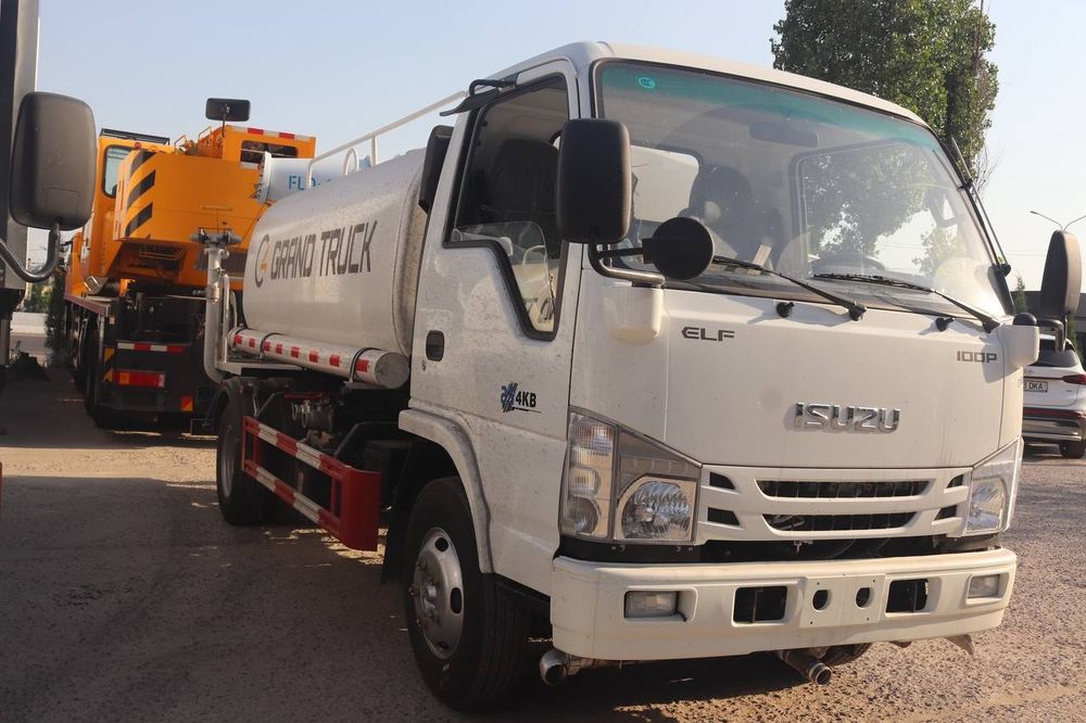 Isuzu vadavoz 5 t sotuvda tayyor