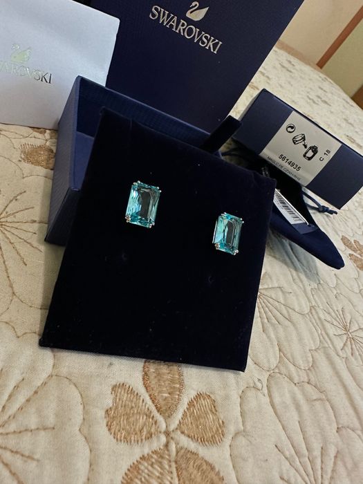 Обеци Сваровски - син камък