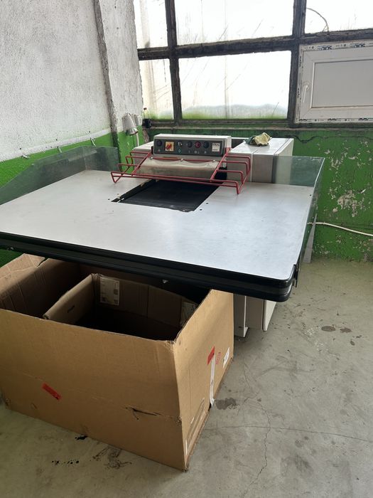 Vanzare afacere productie cutii de carton