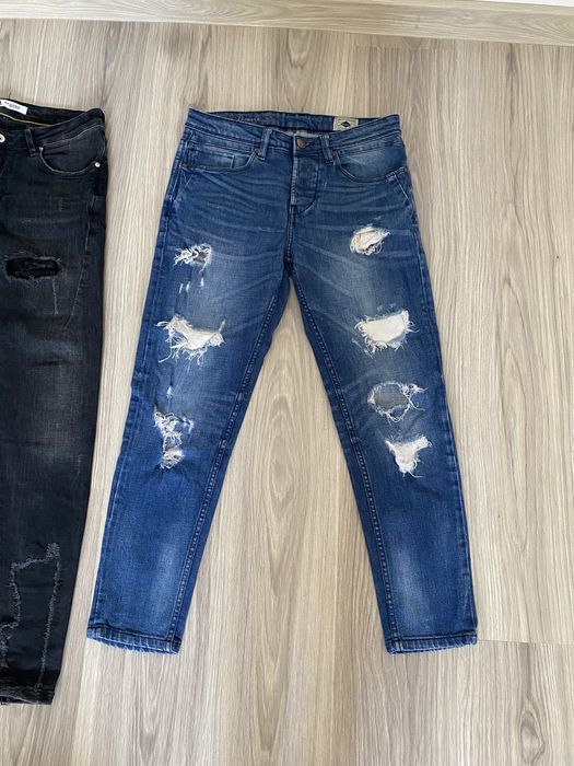 Blugi pull bear rupti