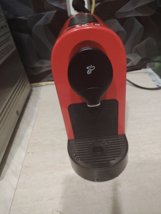 Кафе машина с капсули Tchibo Cafissimo