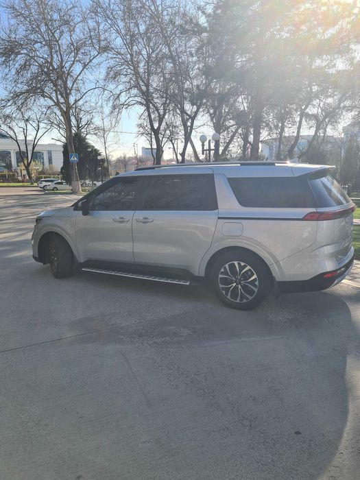 продаётся , sotiladi Kia Carnival 2021
