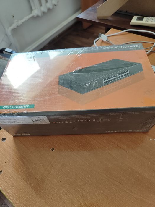 Продам коммутатор 16-порт DES-1016A