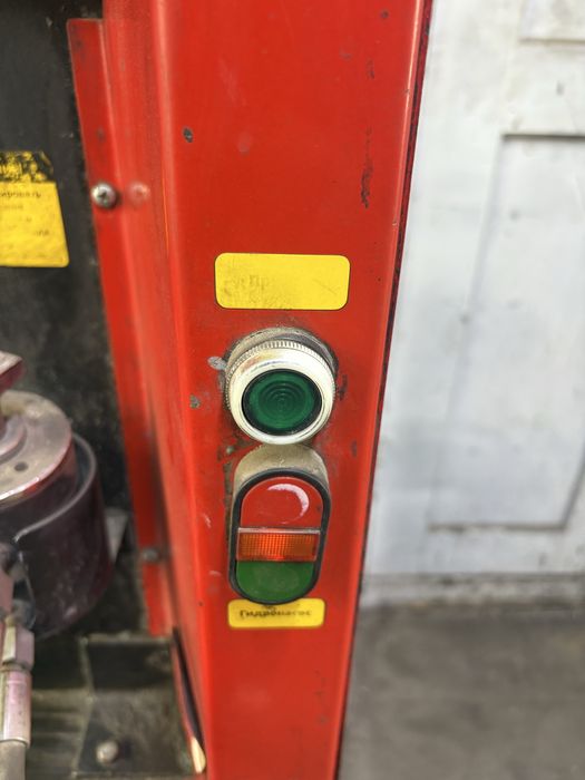 Стенд для правки дисков