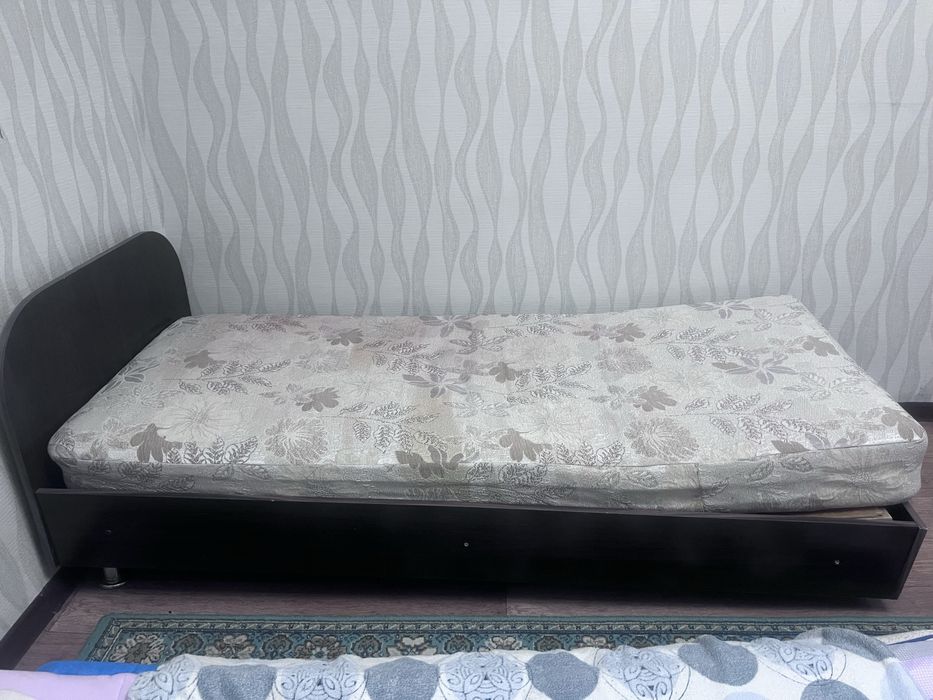 Кровать отдам даром самовывоз