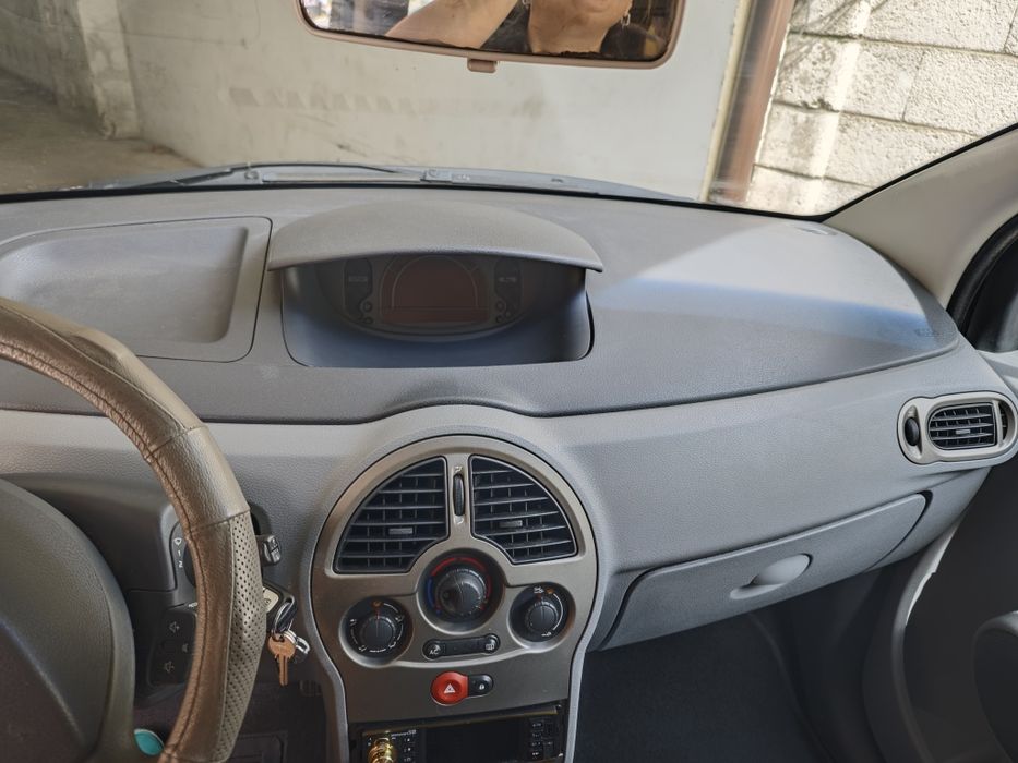 Renault Modus 1.2 -2010 година