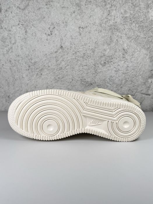 Nike SF Air Force 1 Mid Fosill