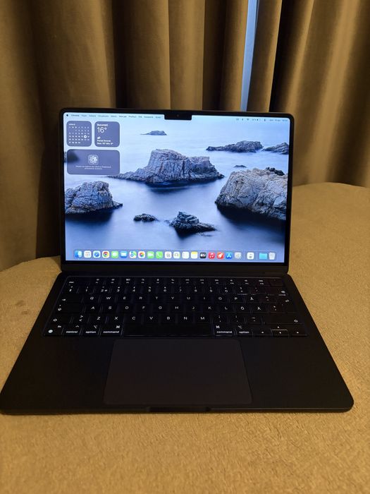 Apple Macbook Air M2 14” Blue, 256gb, impecabil.