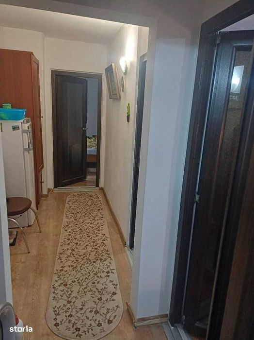 De vanzare apartament cu 4 camere decomandat,ultracentral,renovat