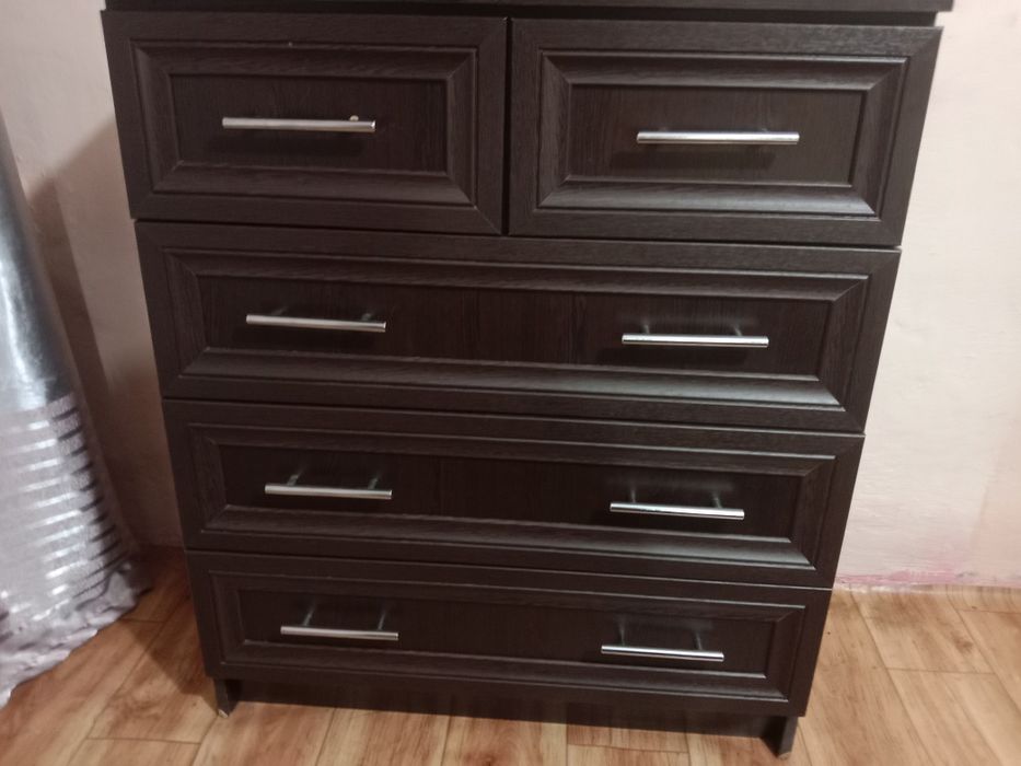 Продам спальный гарнитур