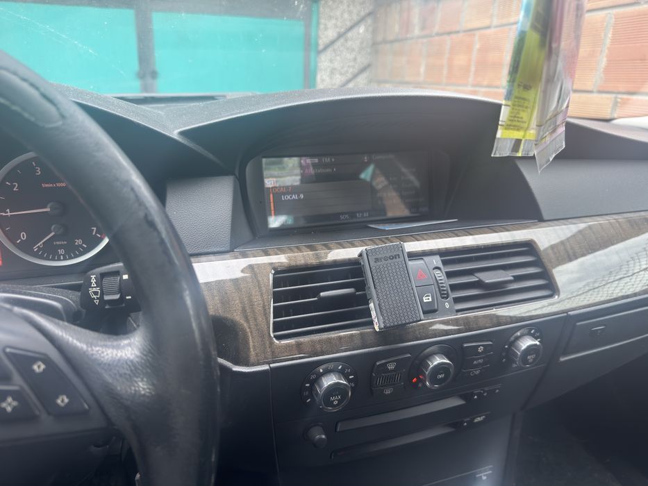 BMW E60 525i газ бензин