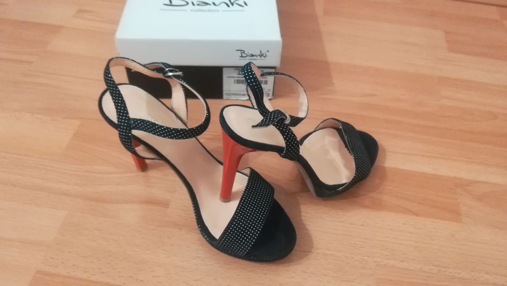 BIANKI Елегантни сандали