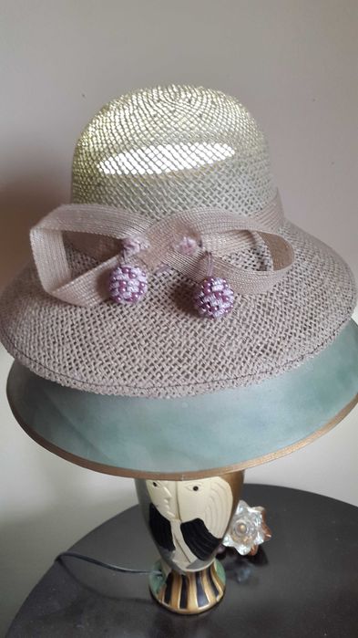 Елегантни, красиви и стилни нови дамски летни шапки