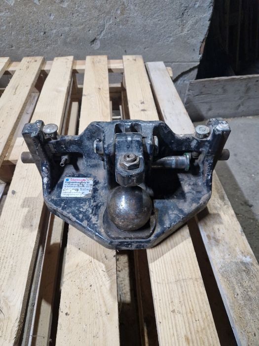 Cuplă tractor SAUERMANN(new holland,john deere,case,claas,etc)