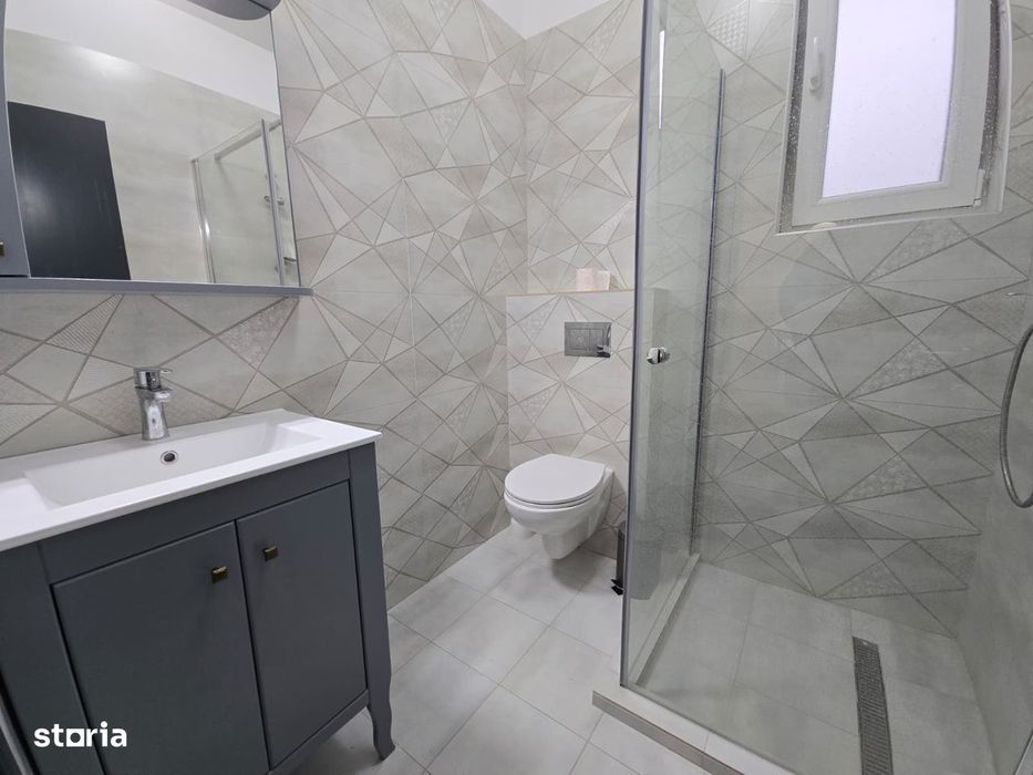 Casa 3 camere,teren 380 mp,gata de mutare