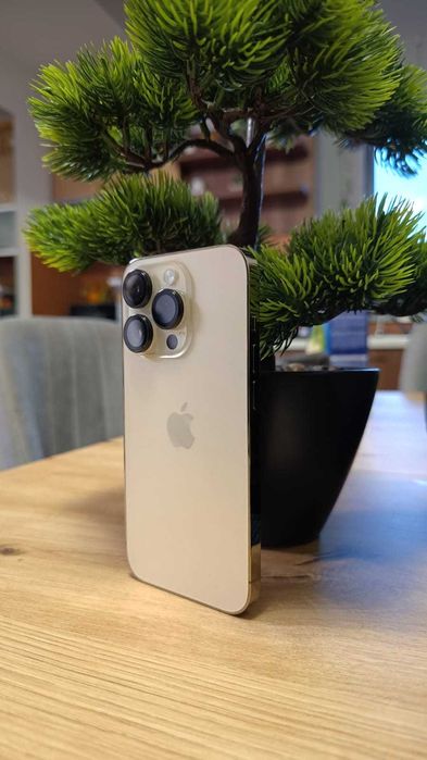 iPhone 14 Pro 256 GB Gold – impecabil, baterie 89%, fără zgârieturi
