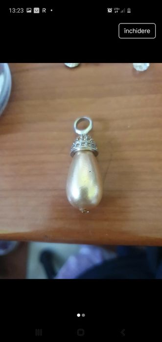 8 pandantive deosebite