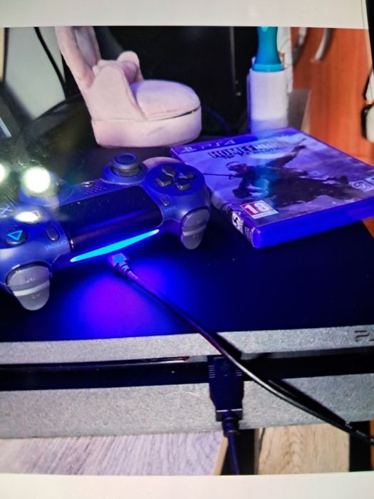 Playstation 4 slim  1 Tera