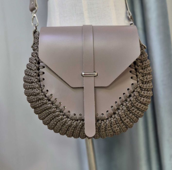 Продам вязаную сумку