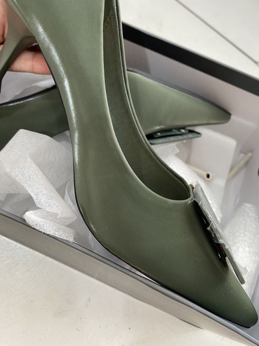 Новые шикарные туфли