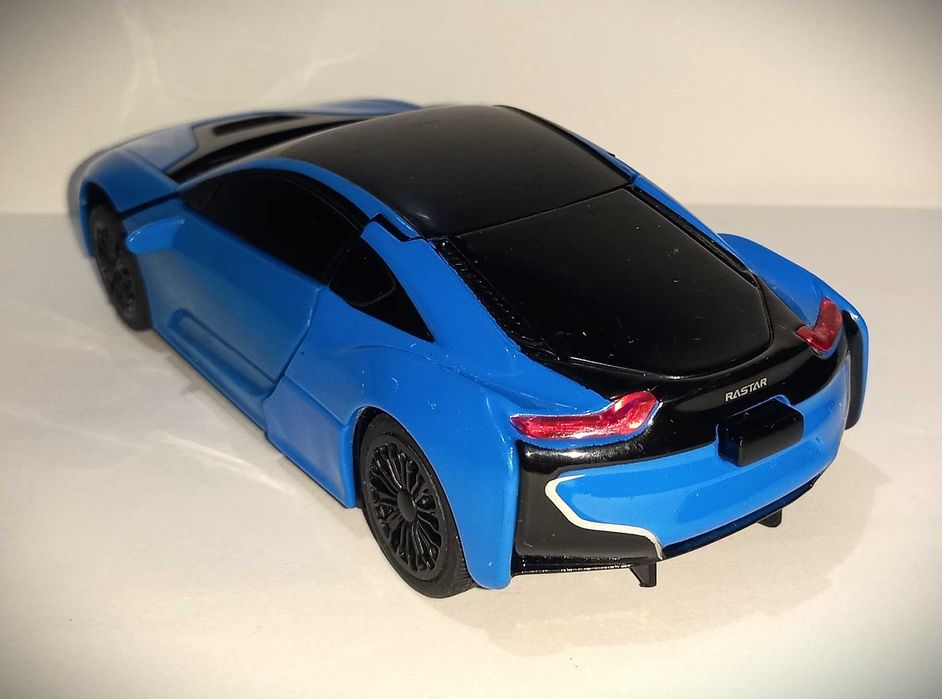 mașinuță metalică ROSTAR care se transformă în robot