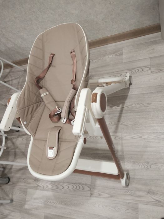 Продам стул для кормления