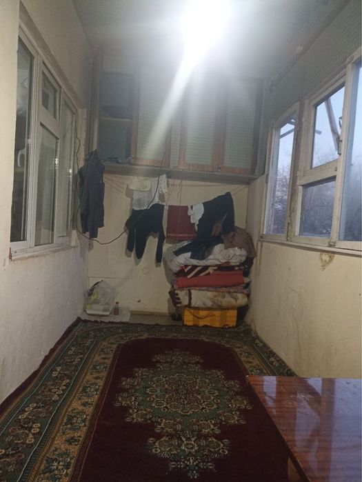 Каартира сотилади 2/2/4 Коракамиш 2/4