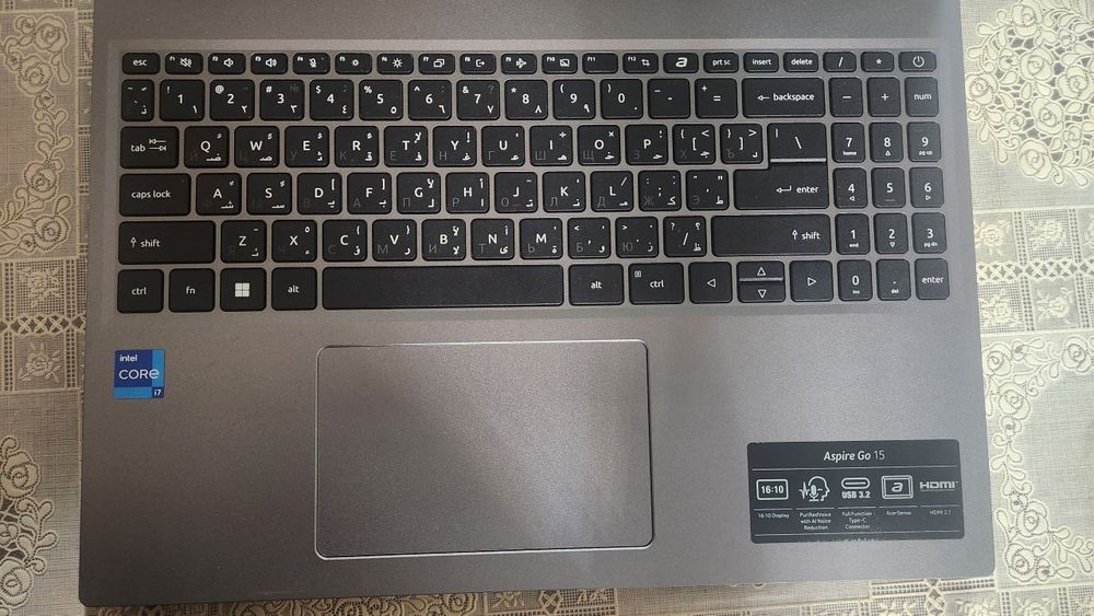 Acer nootbook 16/512gb hotra