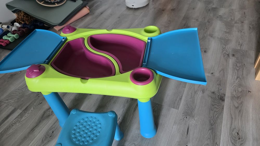 Masuta copii cu scaunele