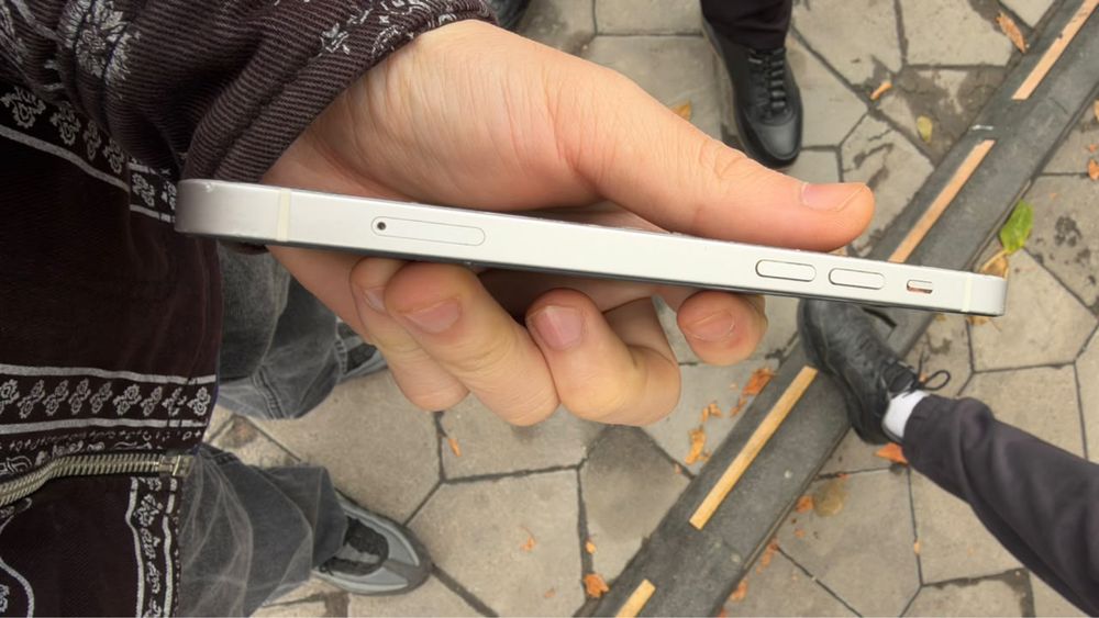iPhone 12 64 gb