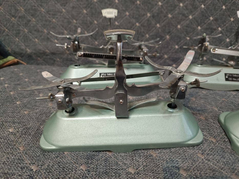 Весы маленькие лофт