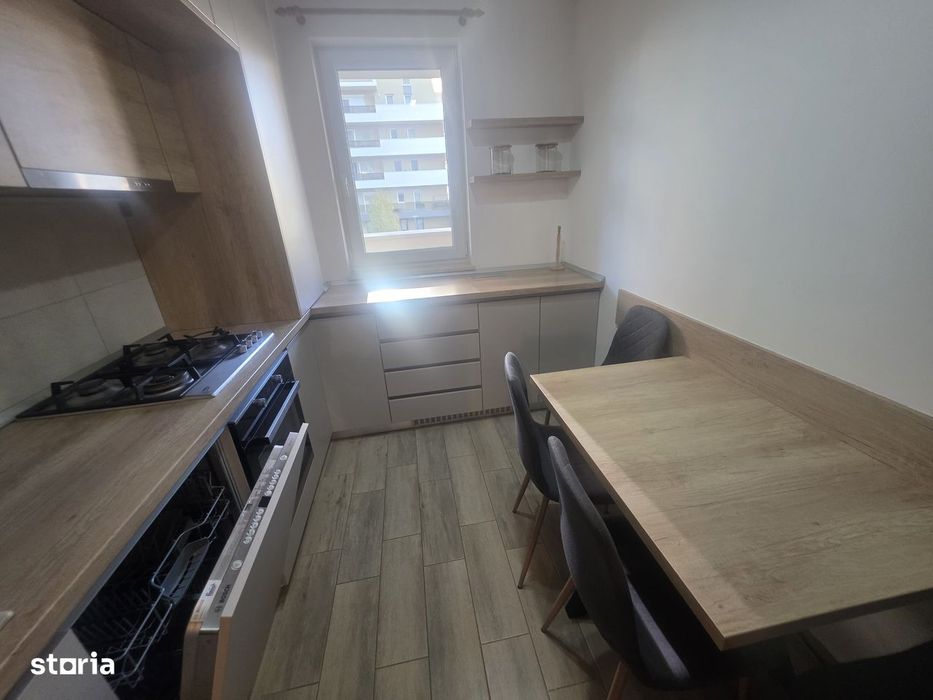 Inchiriez 3 camere cu terasa generoasa Urban Plaza