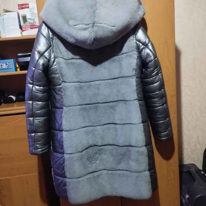 Продам зимние женские куртки!