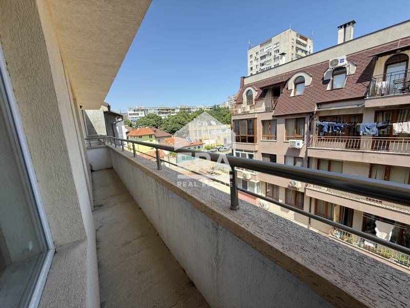 Продава се Двустаен апартамент в Варна, Трошево - 50 кв.м за 2300 €/кв.м - Снимка #4