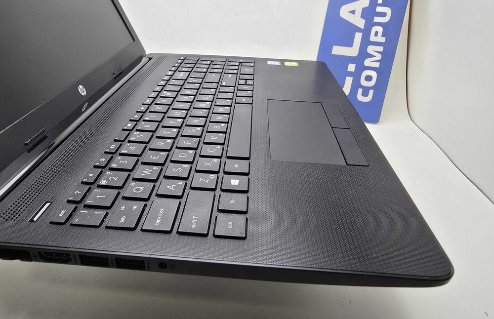 HP 15-DA0111NU   i5 8250U/8GB/256SSD/1TB HDD/Nvidia MX110-2GB/FHD