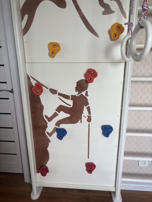 Продам  шведскую стенку-комплекс.