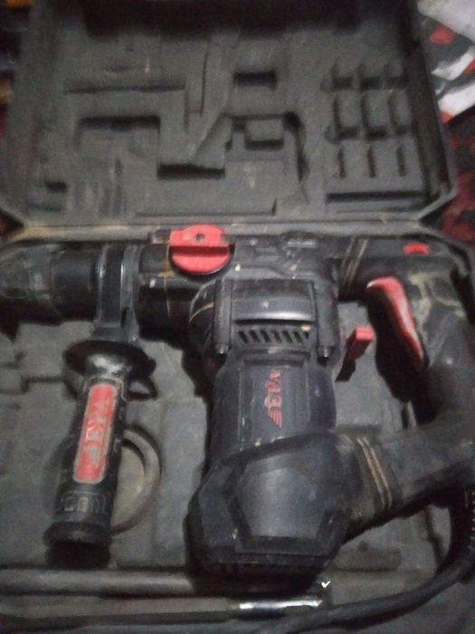 ERPA EEP-32-3 professional perforator (32 mm)