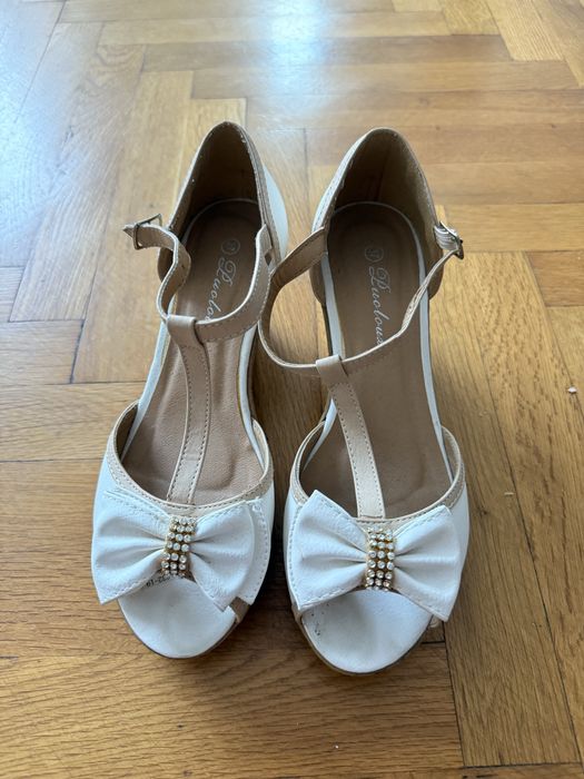 Дамски сандали 37 номер