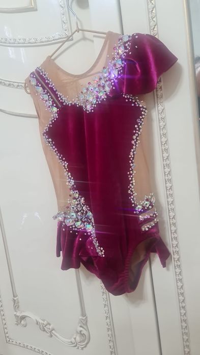 Купальник для худ гимнастике