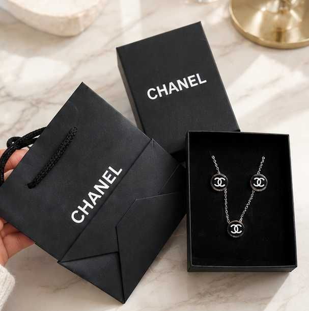 шанел комплект обеци и колие бижута неръждаем материал нов chanel черен