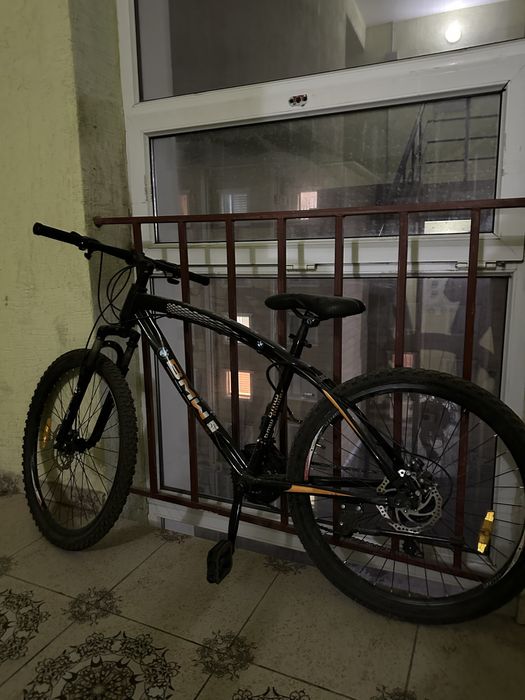 Велосипед BMW спортивный