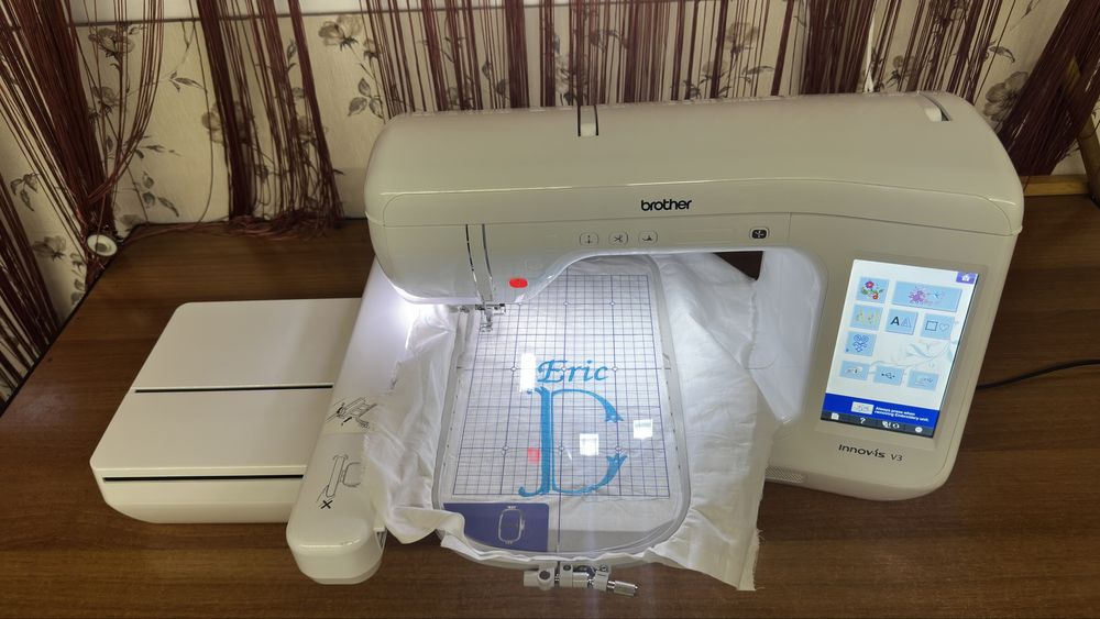 Masina de brodat Brother innovis v3