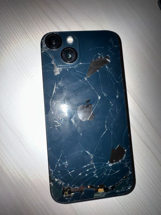 iPhone 13 продам