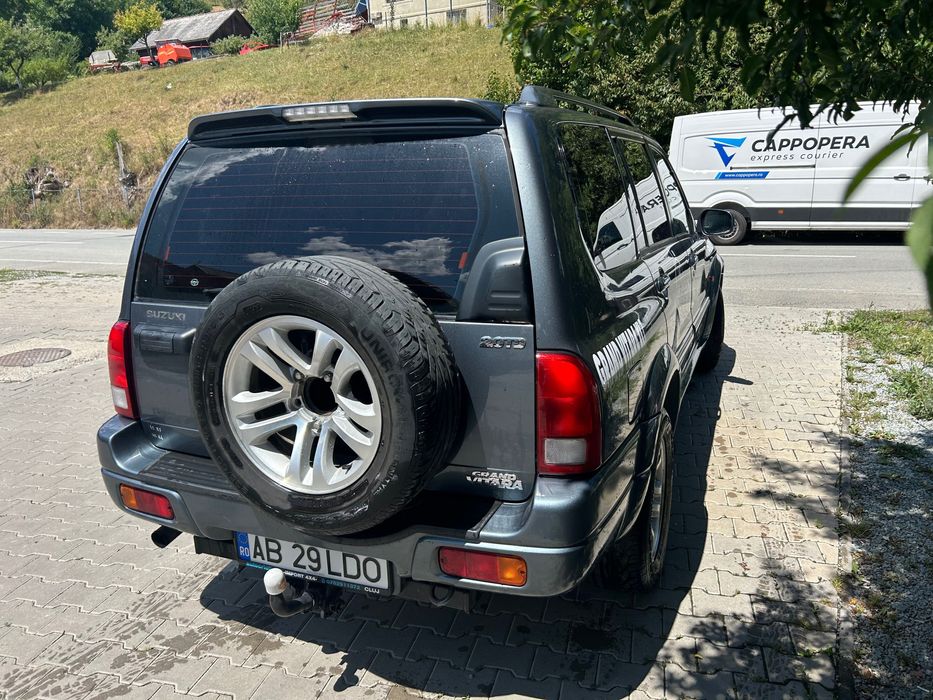 Suzuki Grand Vitara XL7