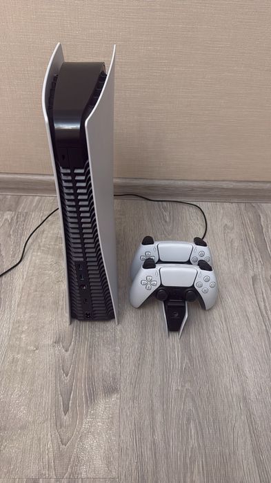 PS5 состояние почти новый